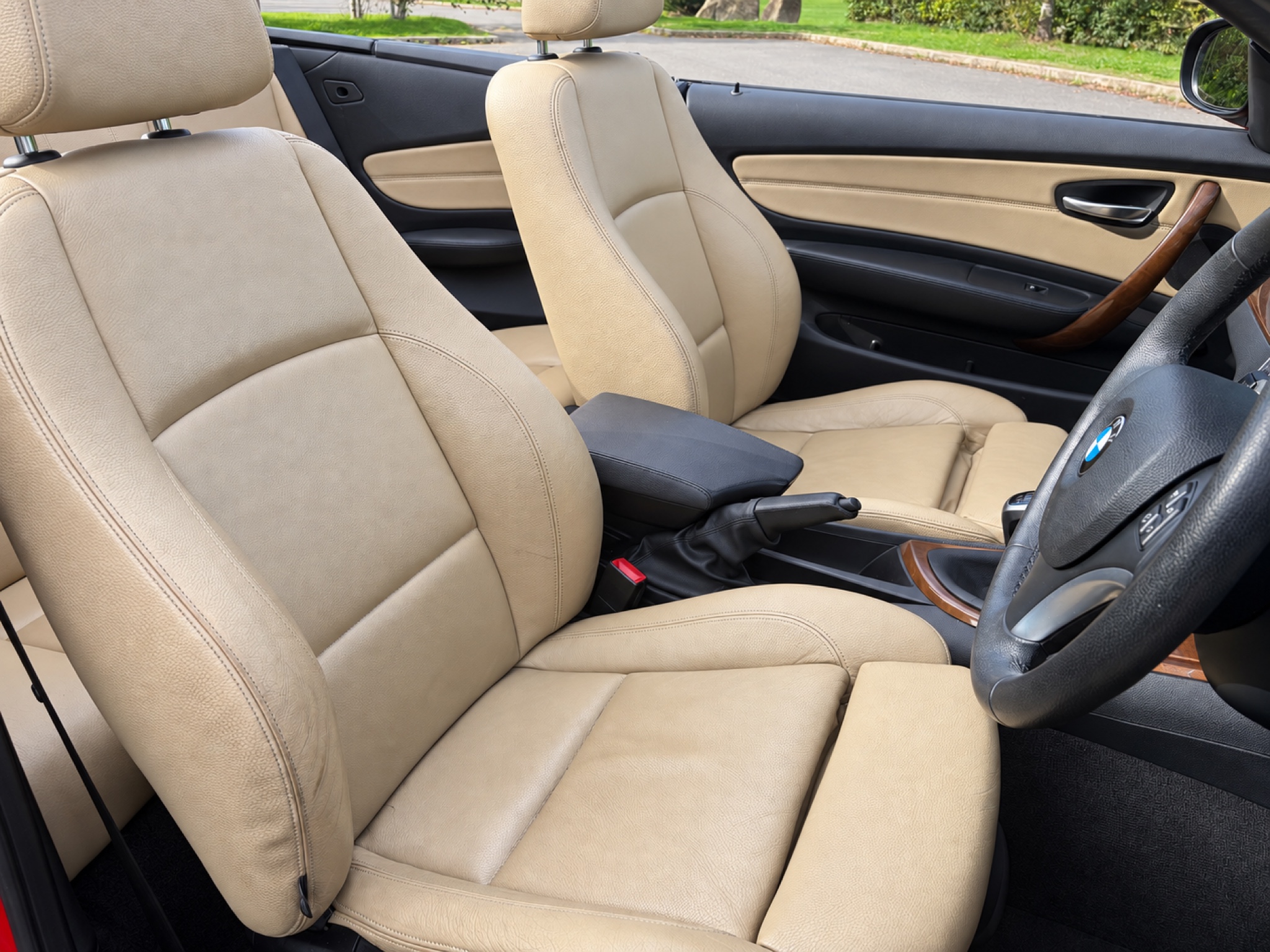 BMW 118i Sport photo 4